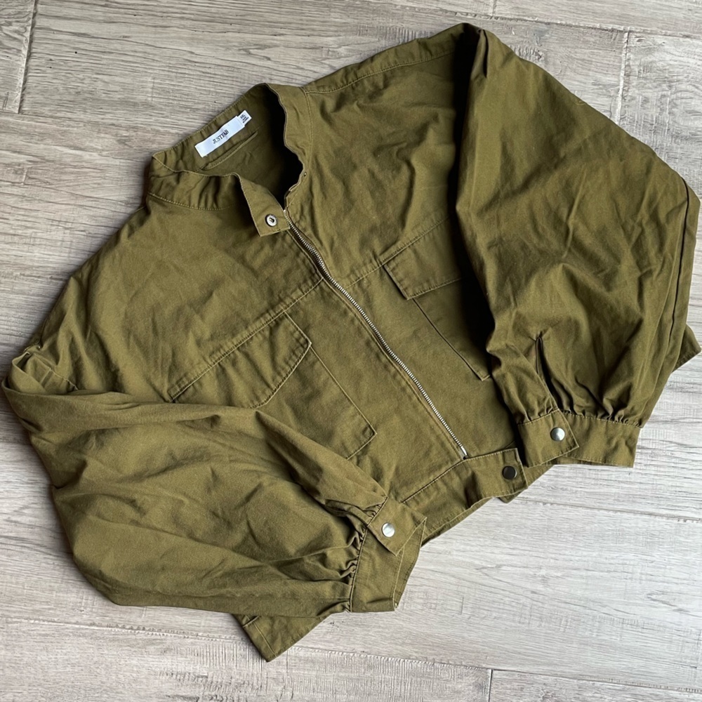 JustFab Canvas Cropped Jacket Balloon Sleeve Olive Green Boxy Cargo Like SZ XXL